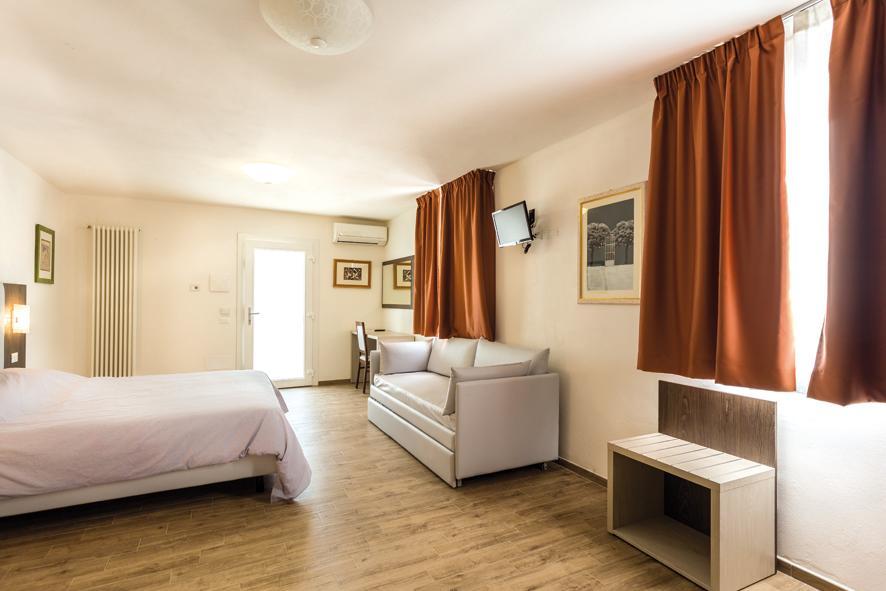 B&B Foscolo Llido Degli Estensi Extérieur photo